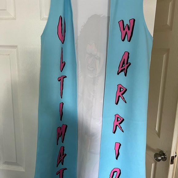 Womens WWE Ultimate Fighter size Large - Picture 4 of 5